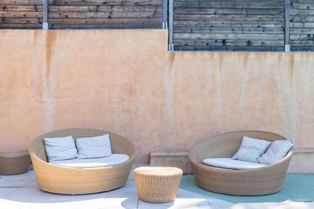 Entre Amie & Spa Cantaron Екстериор снимка