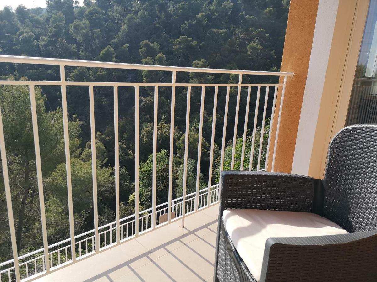 Entre Amie & Spa Cantaron Екстериор снимка