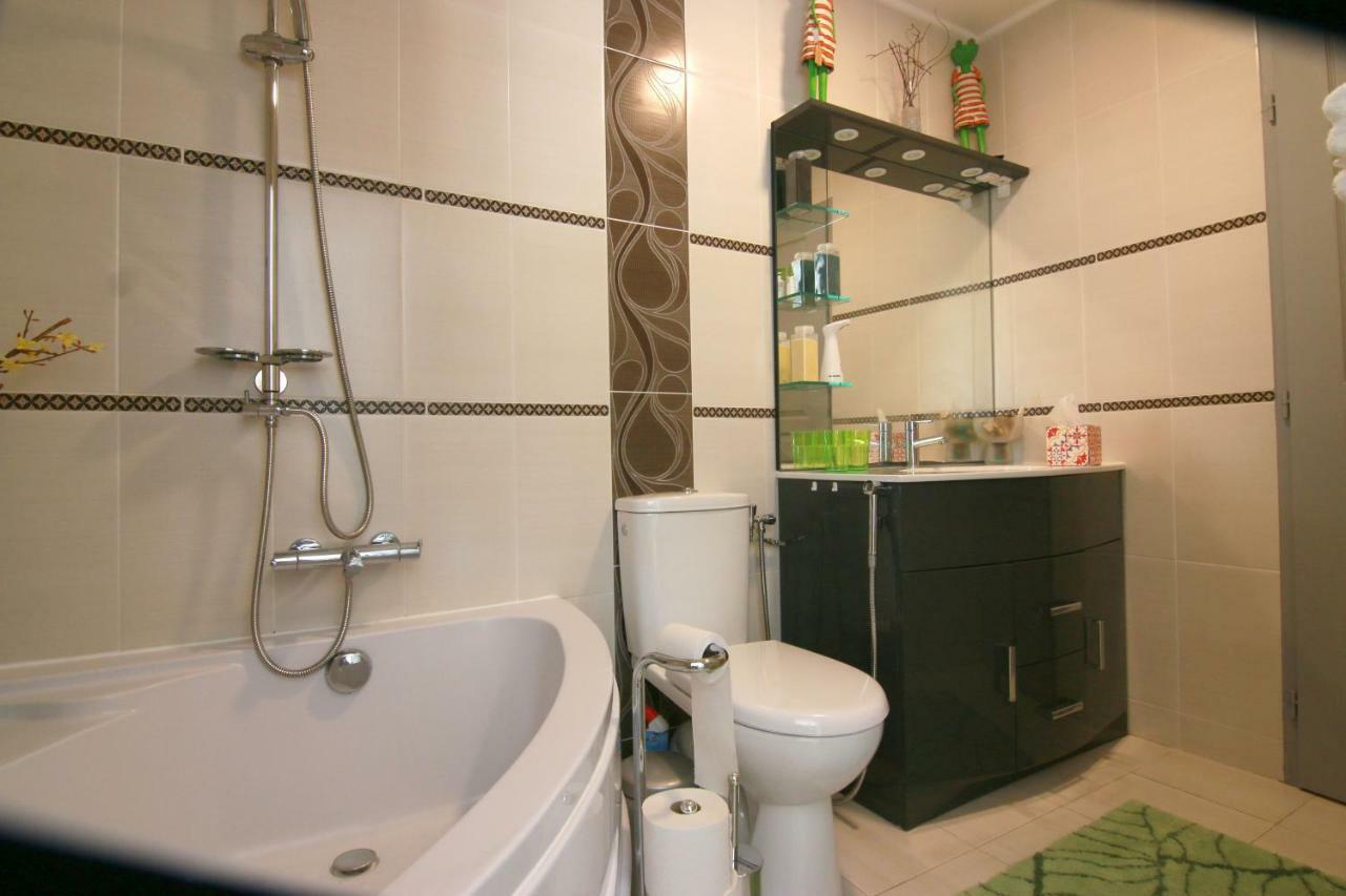 Entre Amie & Spa Cantaron Екстериор снимка