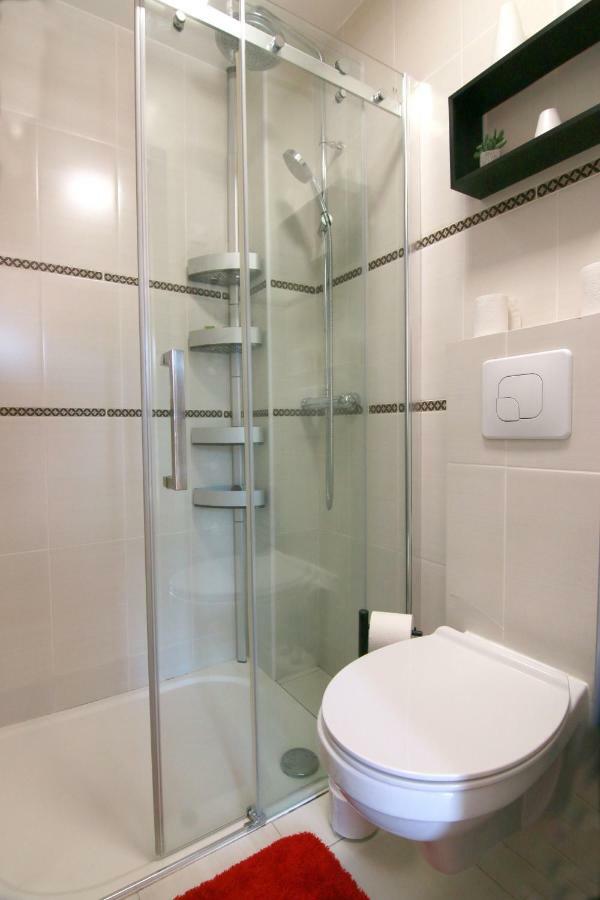 Entre Amie & Spa Cantaron Екстериор снимка